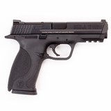 SMITH & WESSON M&P40
.40 S&W - 2 of 3