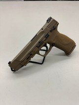 SMITH & WESSON M&P9 2.0 FDE 9MM LUGER (9X19 PARA) - 2 of 3