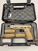 SMITH & WESSON M&P9 2.0 FDE 9MM LUGER (9X19 PARA) - 1 of 3