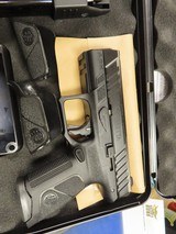 BERETTA APX A1 COMPACT 9MM LUGER (9X19 PARA) - 1 of 3