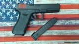 GLOCK G22 .40 S&W - 2 of 3