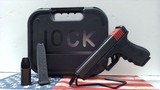 GLOCK G22 .40 S&W - 1 of 3