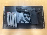 SMITH & WESSON M&P9 SHIELD EZ M2.0 9MM LUGER (9X19 PARA) - 1 of 3