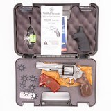 SMITH & WESSON 627-5 8 TIMES PERFORMANCE CENTER .357 MAG - 3 of 3