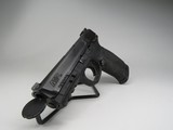 SMITH & WESSON M&P45 M2.0 .45 ACP - 2 of 3