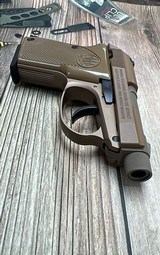 BERETTA USA 3032 TOMCAT .32 ACP - 3 of 3