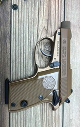 BERETTA USA 3032 TOMCAT .32 ACP - 1 of 3