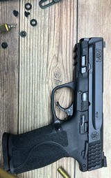 SMITH & WESSON M&P9 9MM LUGER (9X19 PARA) - 1 of 3