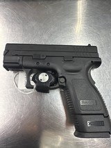 SPRINGFIELD ARMORY XD-40 SUB COMPACT .40 S&W - 1 of 3