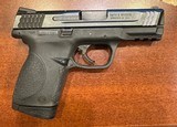 SMITH & WESSON M&P 45 .45 ACP - 2 of 3