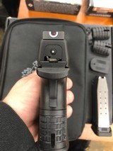 SPRINGFIELD ARMORY XDM
9MM LUGER (9x19 PARA) - 3 of 3