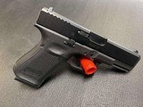 GLOCK 19 EARLY GEN 5 NO FRONT SERRATIONS 9MM LUGER (9x19 PARA) - 1 of 3