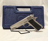 COLT 1911 GOVERNMENT .45 ACP - 1 of 3