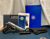 BERETTA 96 FS .40 S&W - 1 of 3