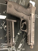 SMITH & WESSON M&P 9 9MM LUGER (9x19 PARA) - 2 of 3