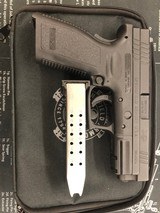 SPRINGFIELD ARMORY XD-9 9MM LUGER (9x19 PARA) - 2 of 3