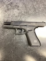 GLOCK G22 GEN 5 .40 S&W - 3 of 3