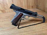 KIMBER Custom II .45 ACP - 2 of 3