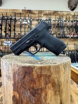 SMITH & WESSON M & P 9 Shield 9MM LUGER (9x19 PARA) - 2 of 3
