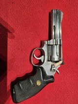SMITH & WESSON 686 .357 MAG - 1 of 3