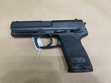 HECKLER & KOCH USP .40 S&W - 1 of 3