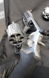 SMITH & WESSON 686-6 .357 MAG - 2 of 3