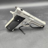 SMITH & WESSON model 659 9MM LUGER (9x19 PARA)