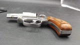 SMITH & WESSON 60 .38 SPL - 2 of 3