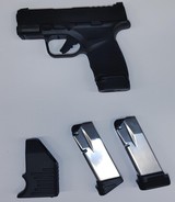 SPRINGFIELD ARMORY HELLCAT 9MM LUGER (9X19 PARA) - 1 of 1