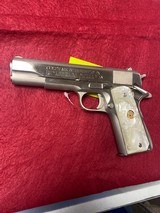 COLT mk 5
.45 ACP - 2 of 2