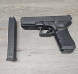 GLOCK G22 GEN 4 .40 S&W - 2 of 3
