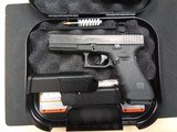 GLOCK G22 GEN 4 .40 S&W - 2 of 3