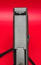 GLOCK G27 GEN 3 .40 S&W - 3 of 3