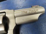 TAURUS JUDGE .45 LC/.410 GA - 2 of 3