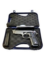 BERETTA 92FS 9MM LUGER (9x19 PARA)