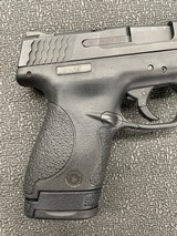 SMITH & WESSON M&P 9 SHIELD 9MM LUGER (9x19 PARA) - 2 of 3