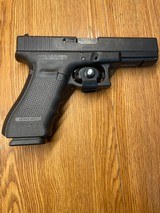 GLOCK G17 GEN 4 9MM LUGER (9x19 PARA) - 2 of 3