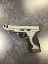 SMITH & WESSON M&P M2.0 9MM LUGER (9x19 PARA) - 2 of 3