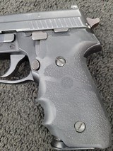 SIG SAUER P229 COMBAT .40 S&W - 3 of 3