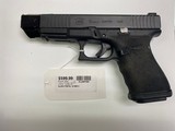 GLOCK G19 GEN 4 9MM LUGER (9x19 PARA) - 1 of 2