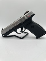 RUGER SR9 9MM LUGER (9x19 PARA) - 1 of 3