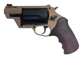 TAURUS THE JUDGE PUBLIC DEFENDER .45 LC/.410 GA - 1 of 2