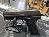HECKLER & KOCH P2000 .40 S&W - 1 of 3