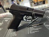 HECKLER & KOCH P2000 .40 S&W - 3 of 3