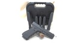 GLOCK G22 .40 S&W - 1 of 3