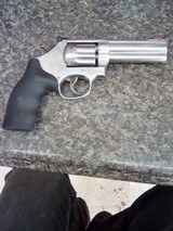 SMITH & WESSON 617-6 .22 LR - 1 of 3