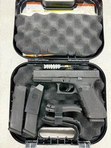 GLOCKG22 GEN 4 .40 S&W - 1 of 3