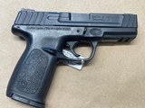 SMITH & WESSON SD40 .40 S&W - 2 of 3