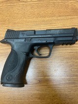 SMITH & WESSON m&p40 stainless .40 S&W - 3 of 3