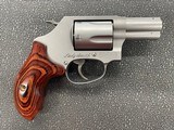 SMITH & WESSON Lady Smith 60-14
.357 MAG